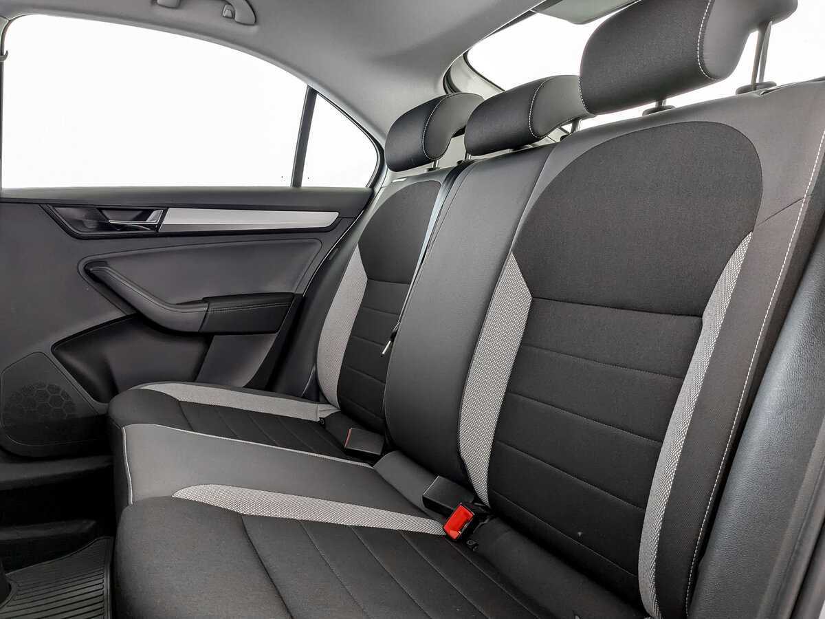 Купить Skoda Rapid, 2018, 100 502 км.. Фото: #9