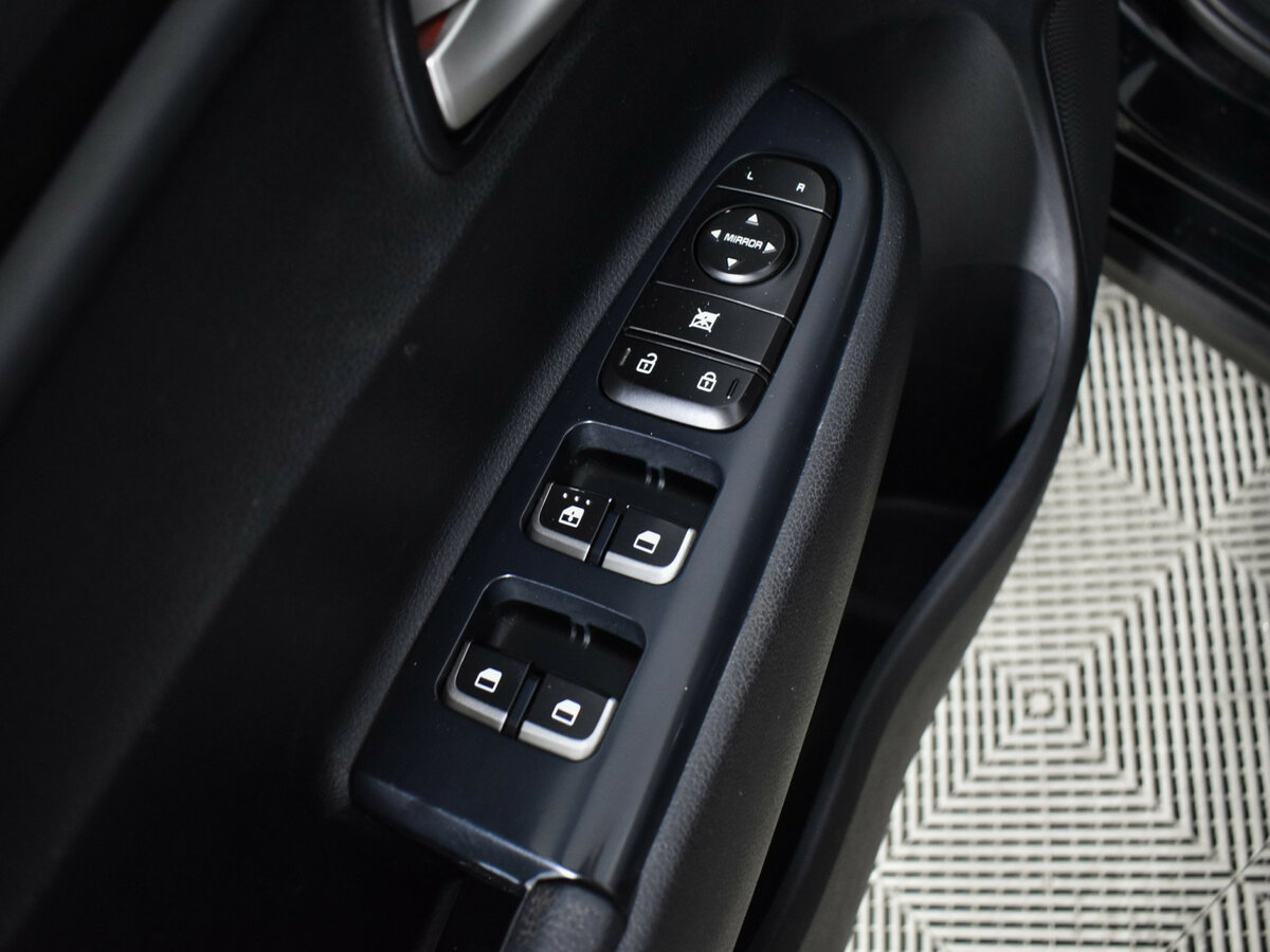 Купить Kia Rio, 2019, 232 783 км.. Фото: #13