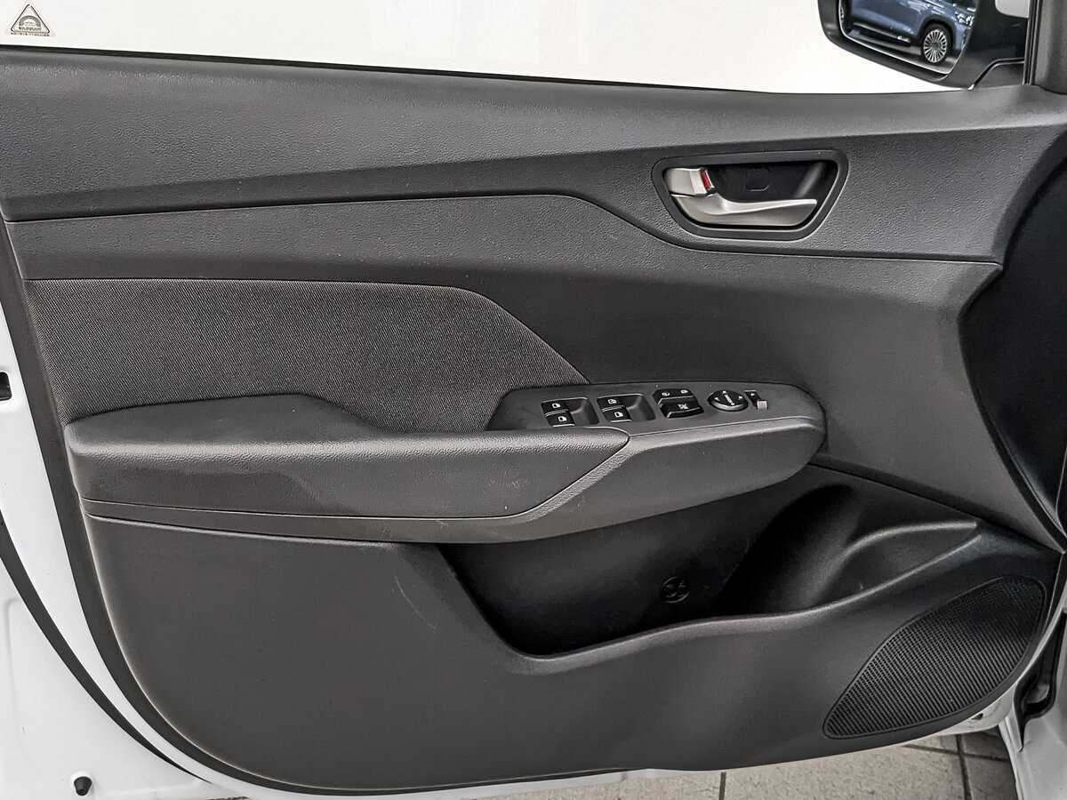 Купить Hyundai Solaris, 2017, 86 342 км.. Фото: #18