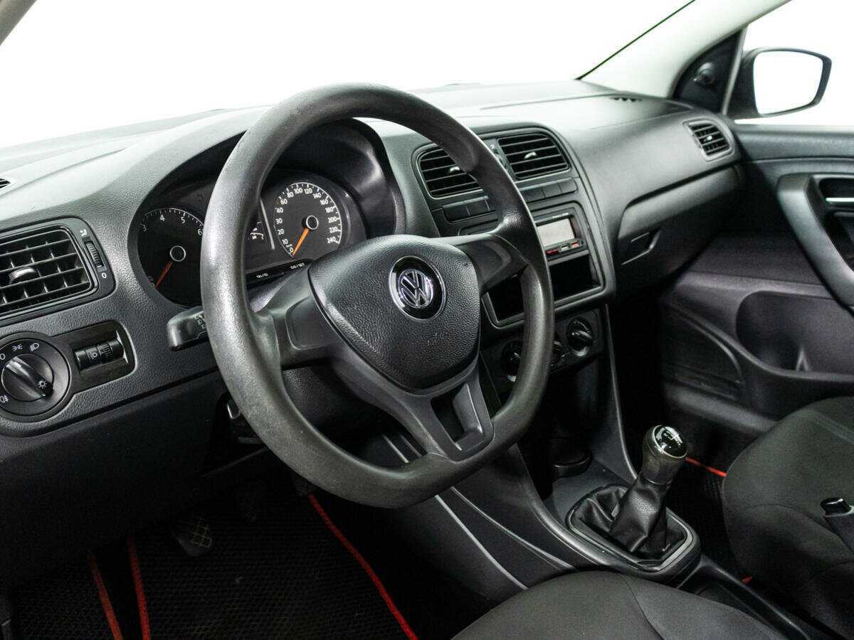 Купить Volkswagen Polo, 2017, 379 603 км.. Фото: #8
