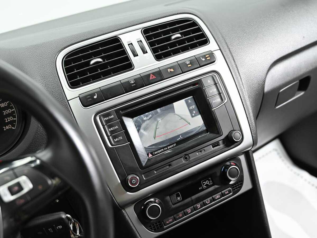 Купить Volkswagen Polo, 2017, 124 000 км.. Фото: #11