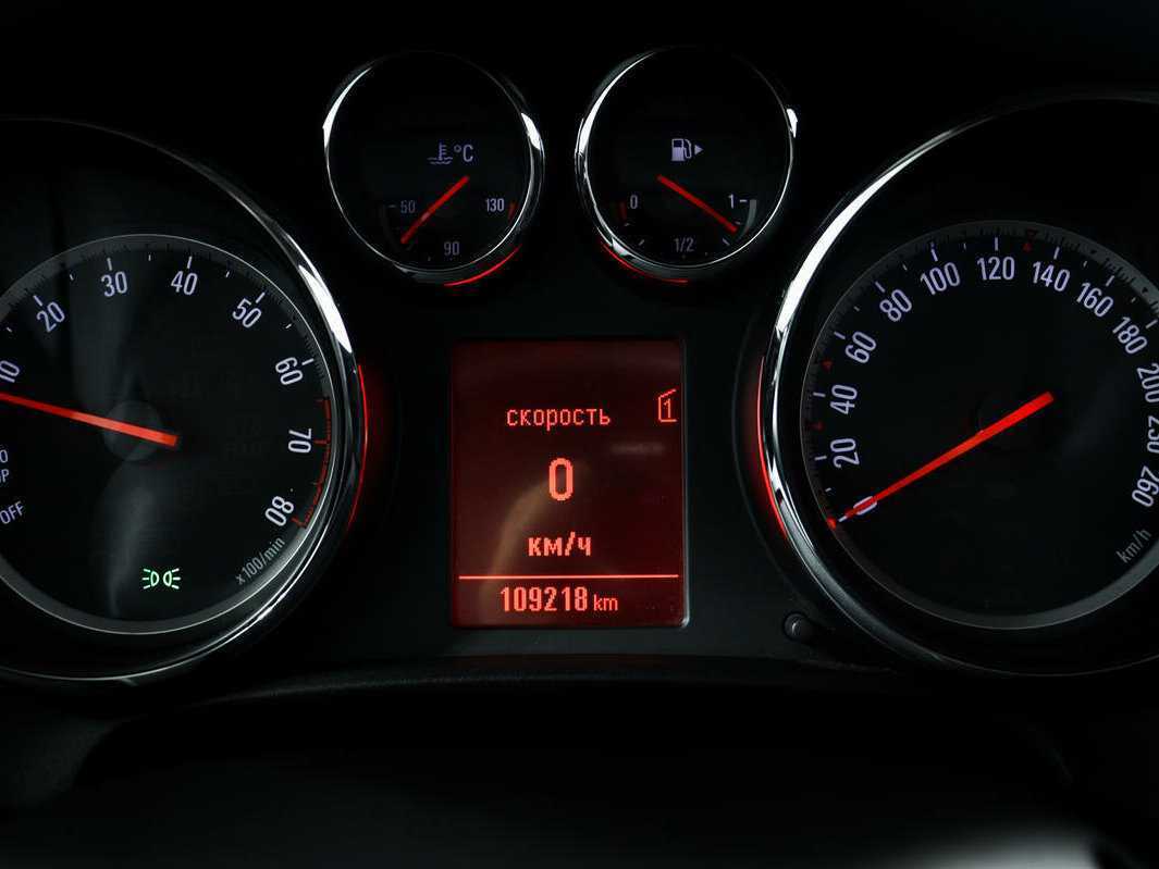 Купить Opel Astra, 2012, 109 000 км.. Фото: #9