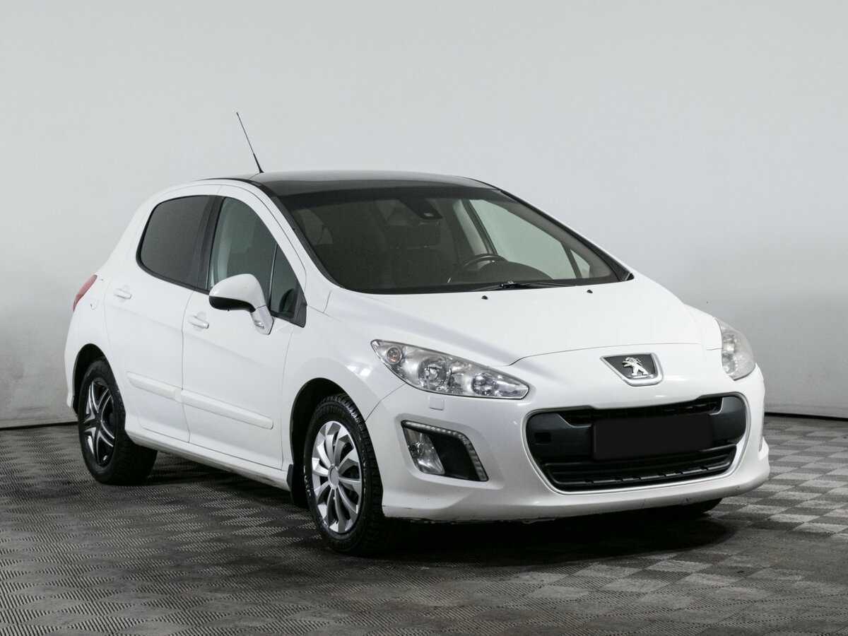 Купить Peugeot 308, 2012, 151 480 км.. Фото: #2