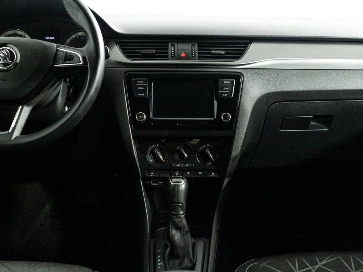 Купить Skoda Rapid, 2018, 74 412 км.. Фото: #13