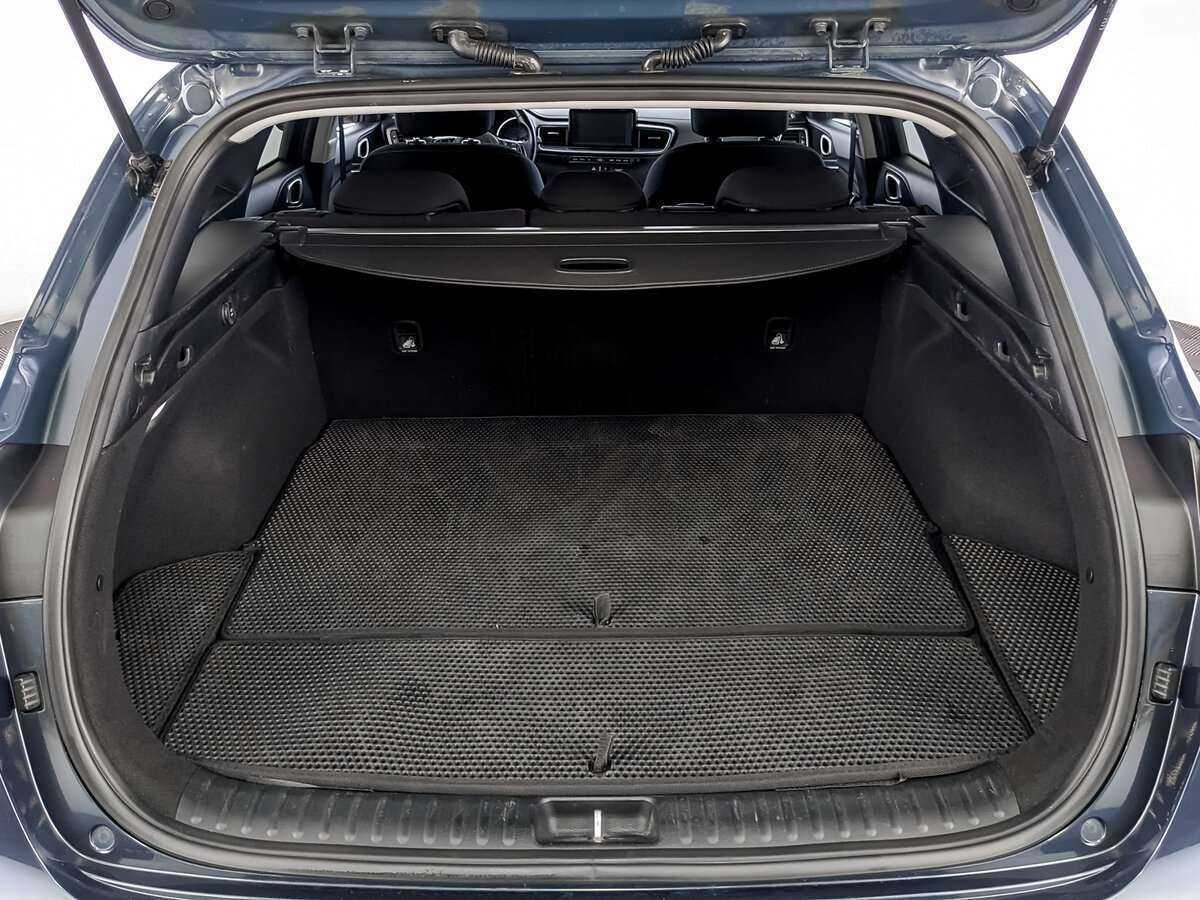 Купить Kia Ceed, 2019, 97 761 км.. Фото: #9