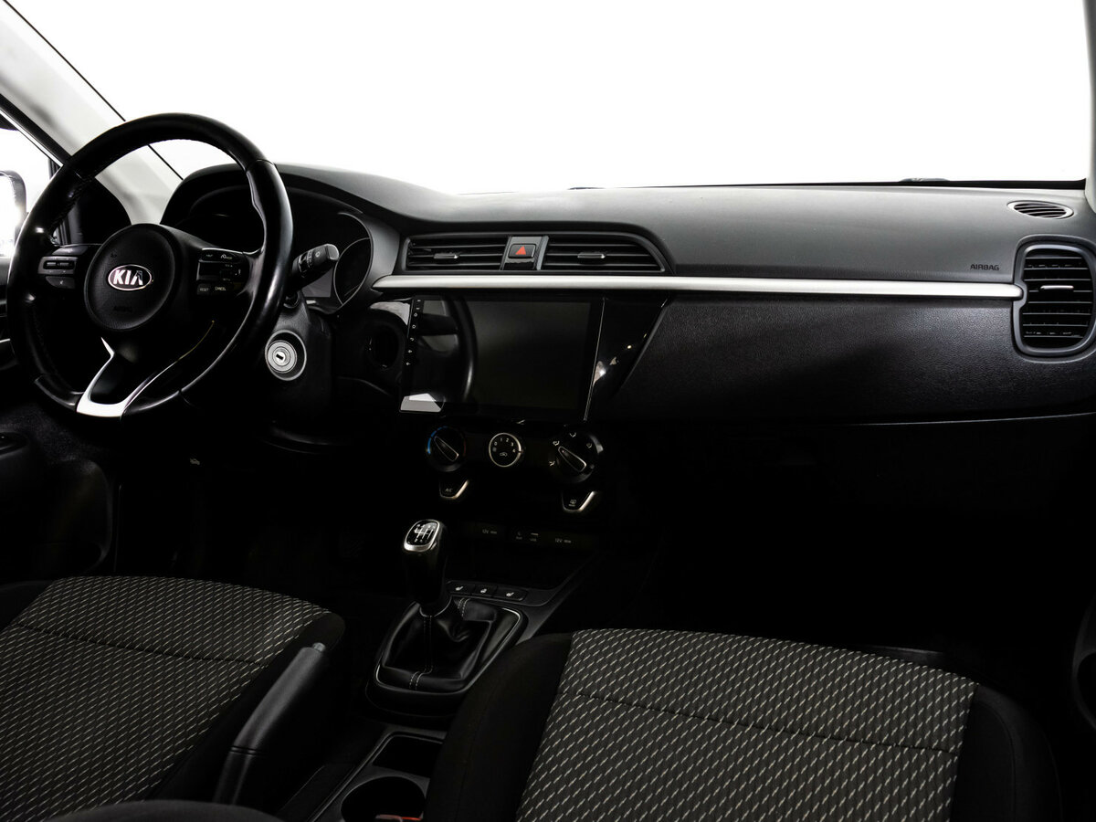 Купить Kia Rio, 2017, 127 850 км.. Фото: #6