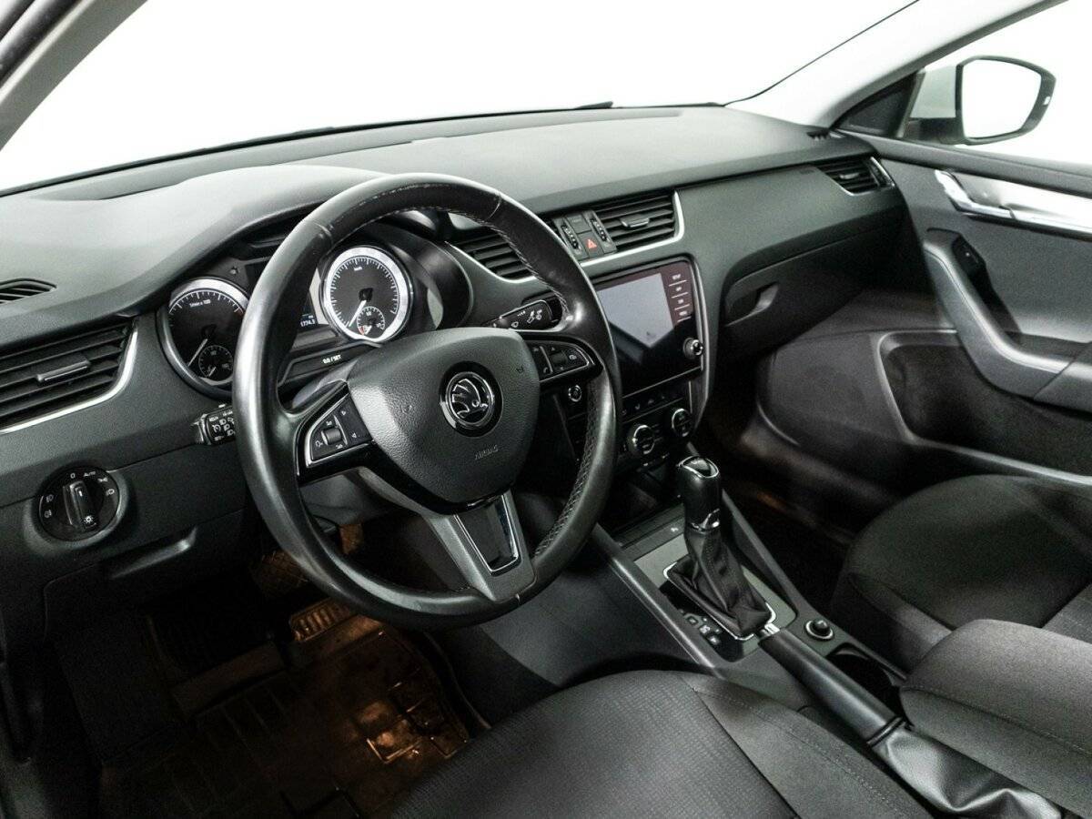Купить Skoda Octavia, 2017, 187 937 км.. Фото: #10