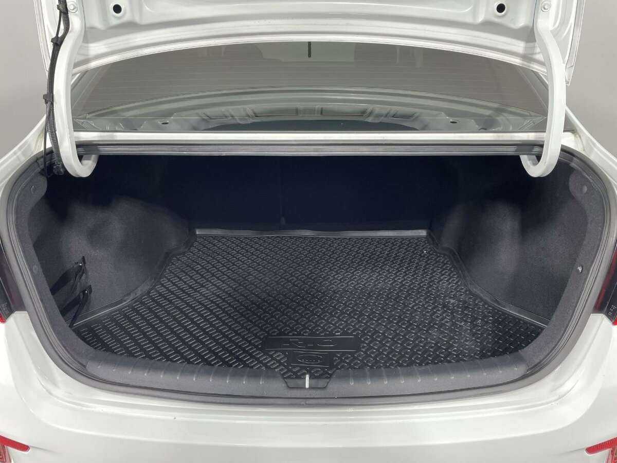 Купить Kia Rio, 2018, 65 741 км.. Фото: #17