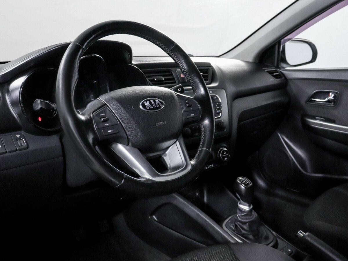 Купить Kia Rio, 2013, 199 283 км.. Фото: #10