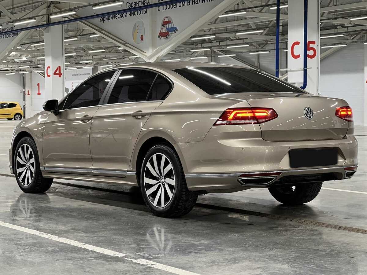 Купить Volkswagen Passat, 2016, 179 872 км.. Фото: #6