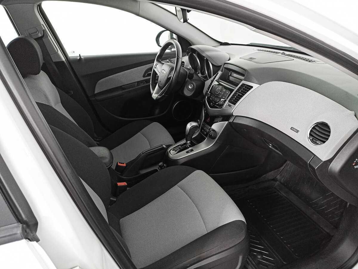 Купить Chevrolet Cruze, 2012, 136 954 км.. Фото: #10