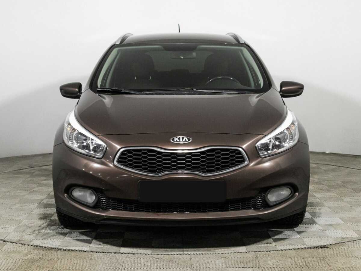 Купить Kia Ceed, 2013, 193 657 км.. Фото: #1