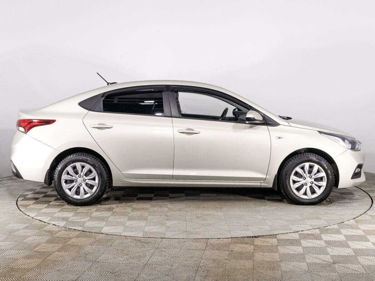 Купить Hyundai Solaris, 2019, 68 000 км.. Фото: #3