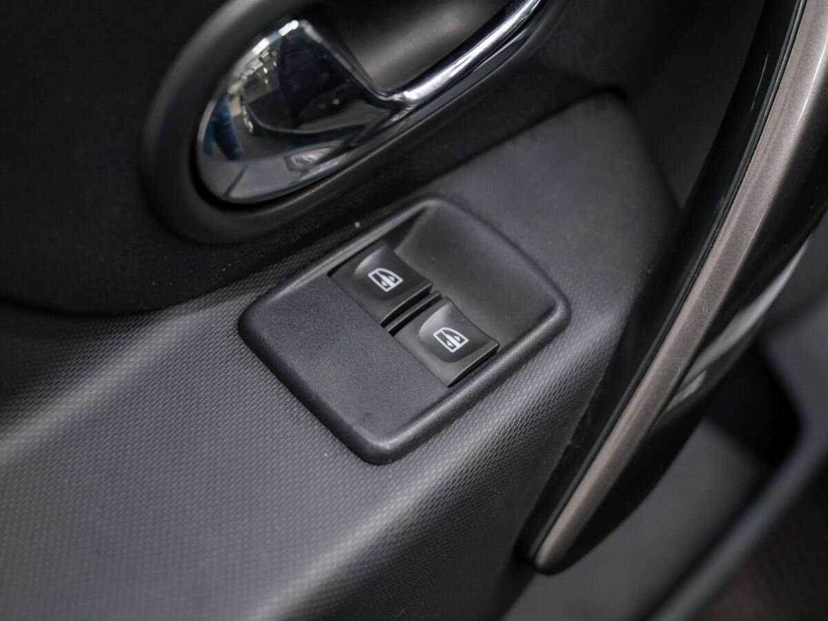 Купить Renault Sandero, 2015, 75 888 км.. Фото: #15