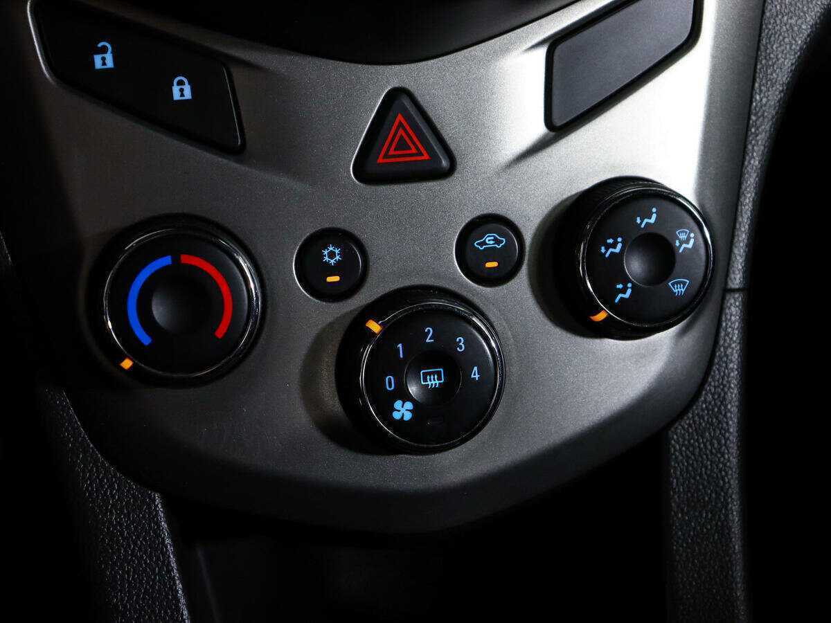 Купить Chevrolet Aveo, 2012, 124 188 км.. Фото: #13