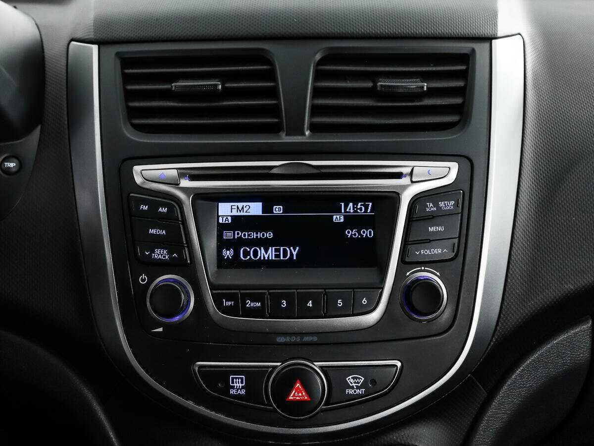 Купить Hyundai Solaris, 2015, 105 092 км.. Фото: #12