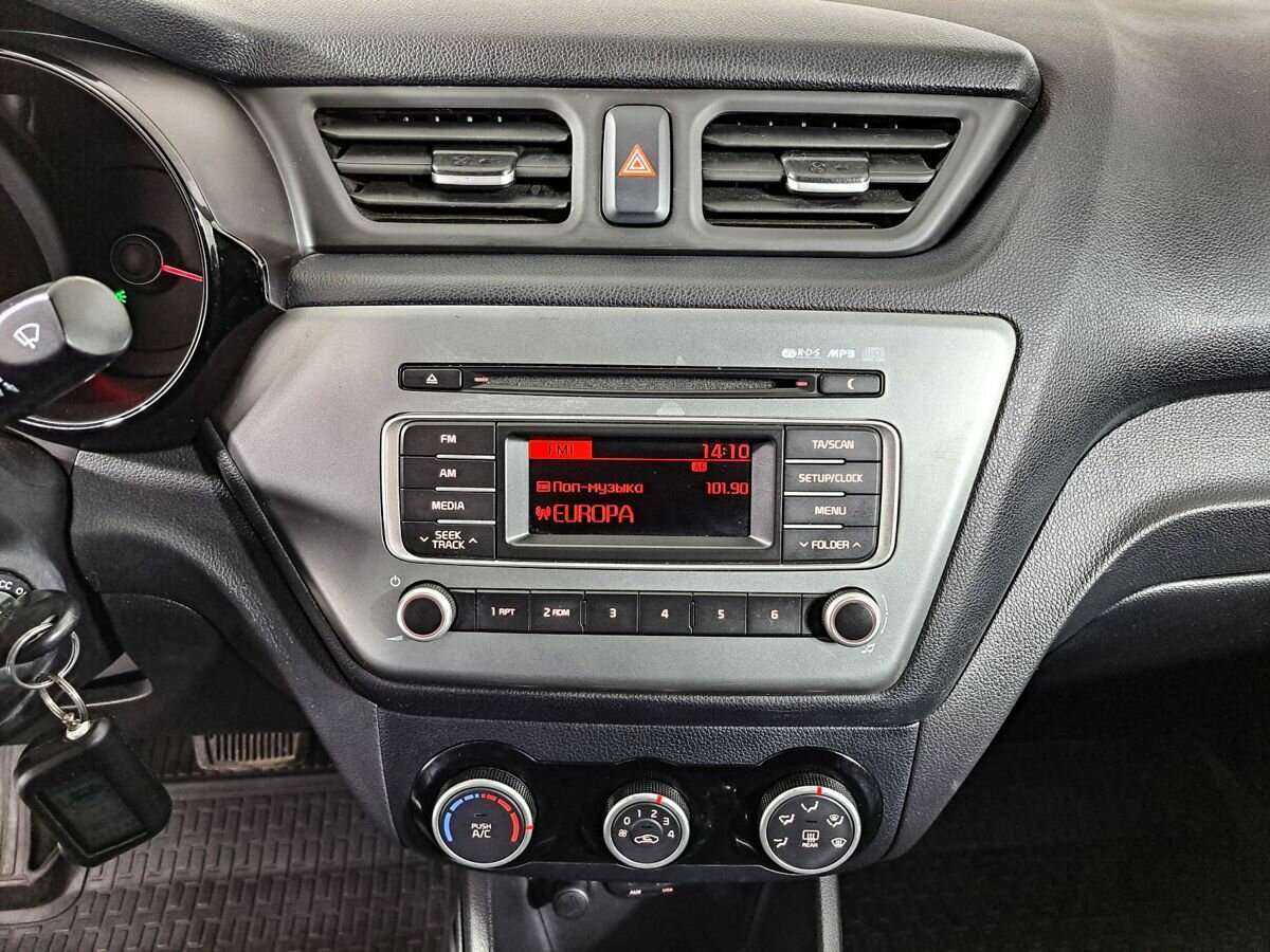 Купить Kia Rio, 2017, 105 070 км.. Фото: #10