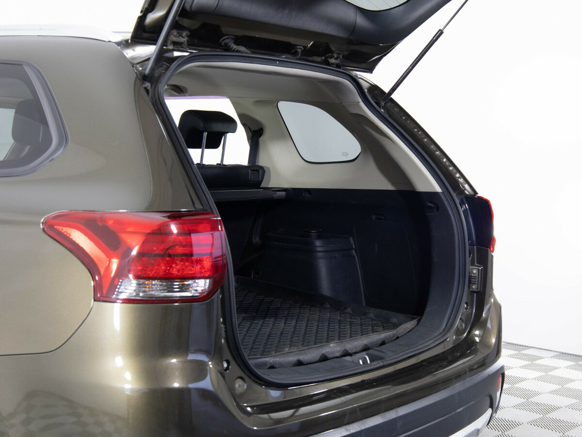 Купить Mitsubishi Outlander, 2016, 164 745 км.. Фото: #14