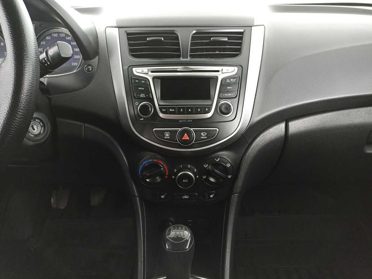 Купить Hyundai Solaris, 2015, 207 308 км.. Фото: #14