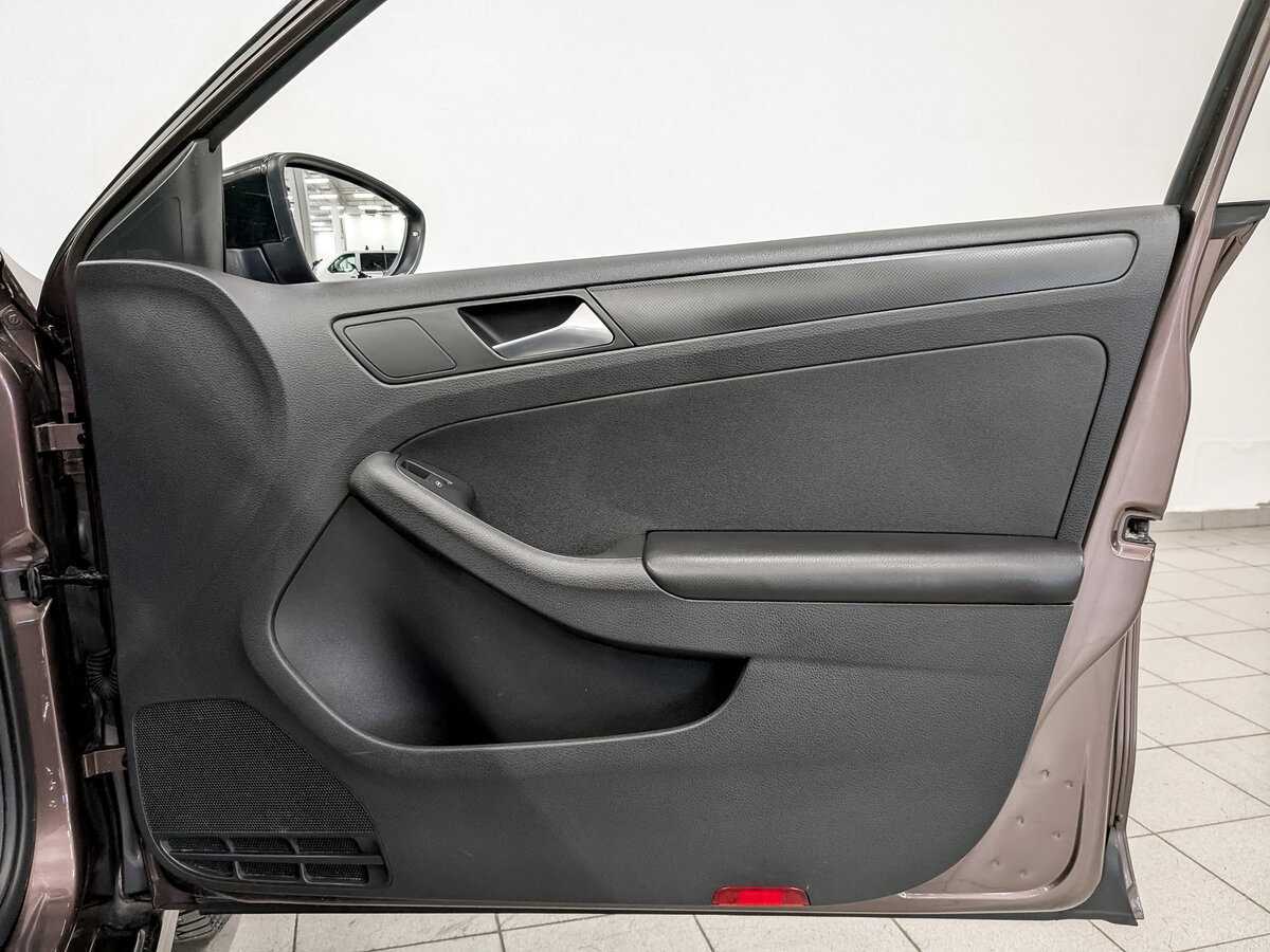 Купить Volkswagen Jetta, 2014, 129 595 км.. Фото: #22