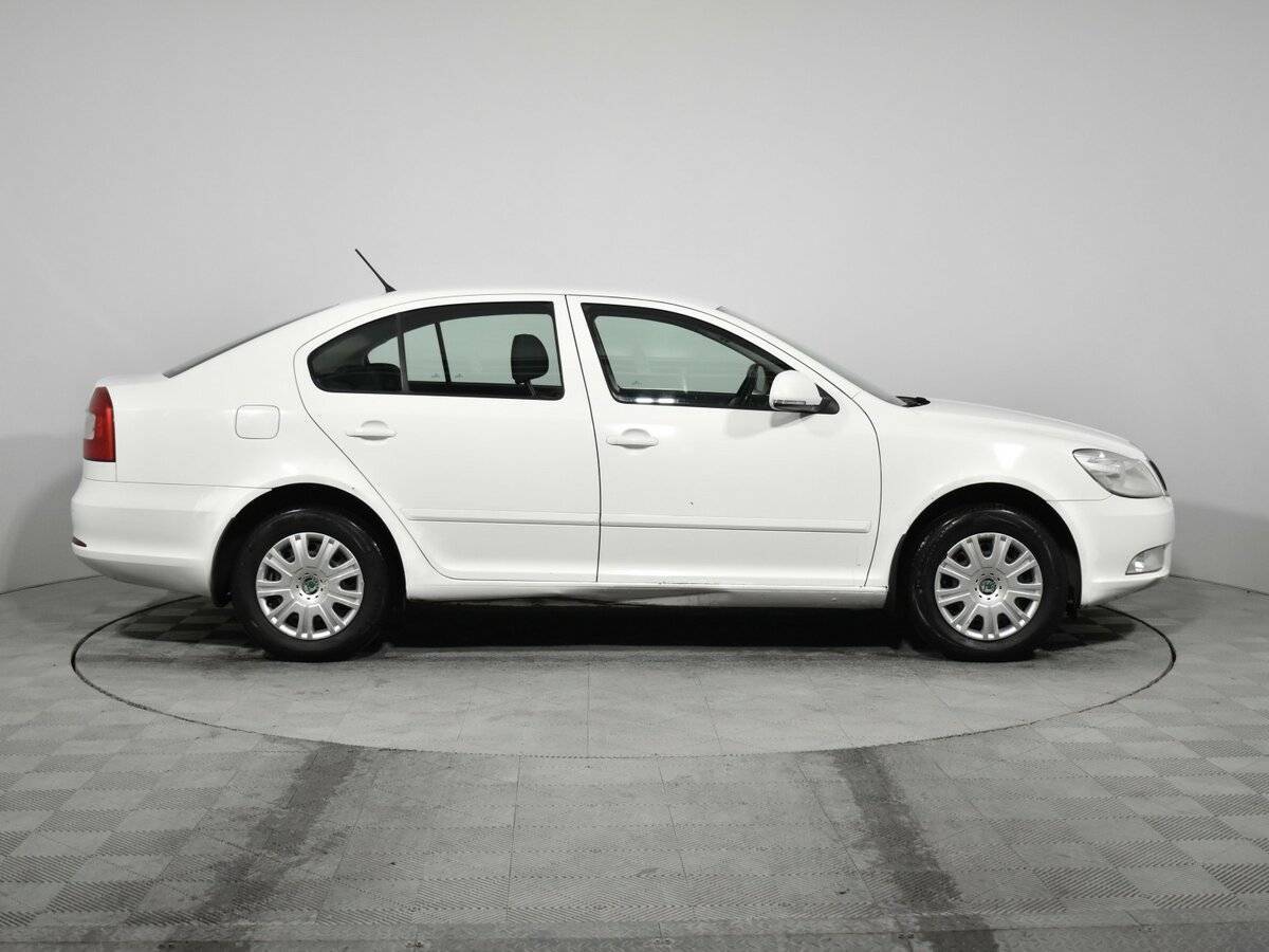 Купить Skoda Octavia, 2013, 220 887 км.. Фото: #3