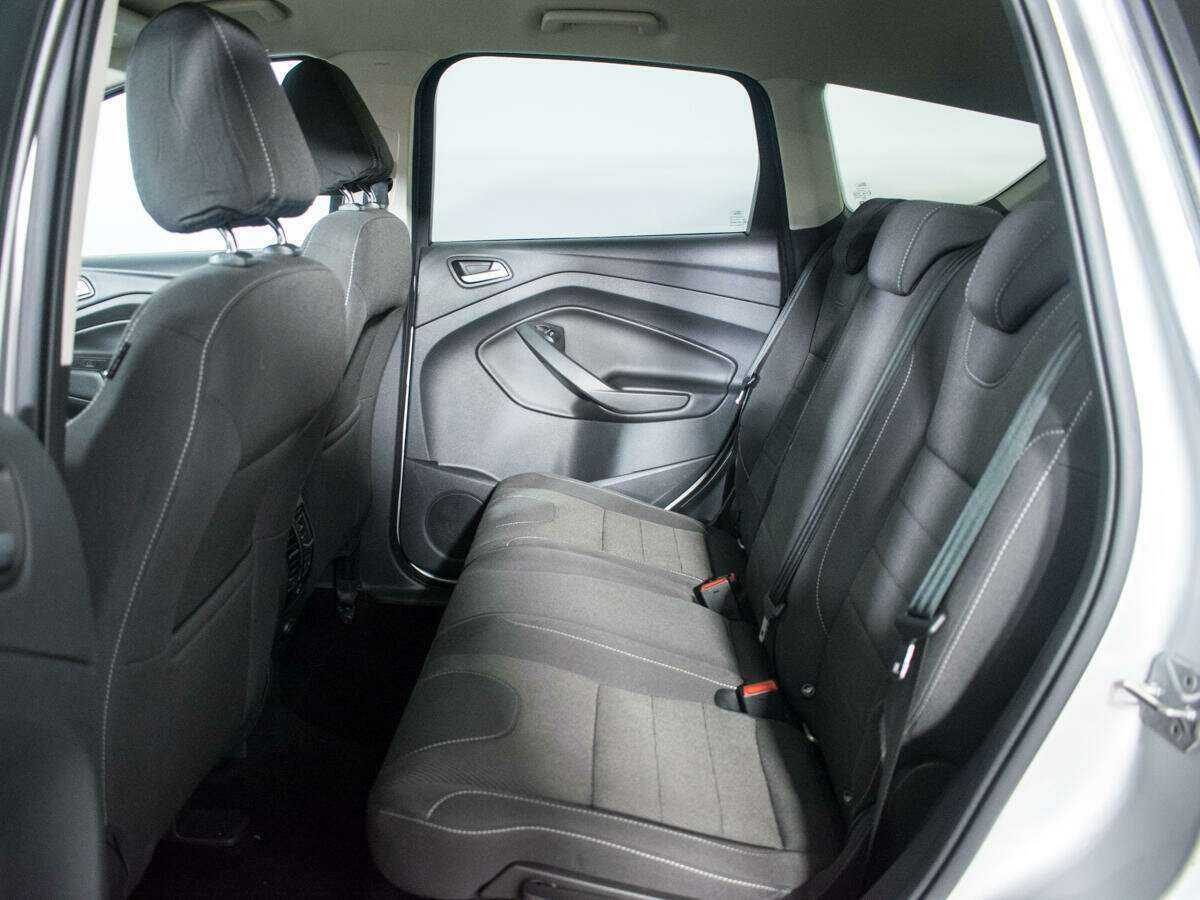 Купить Ford Kuga, 2016, 98 069 км.. Фото: #9