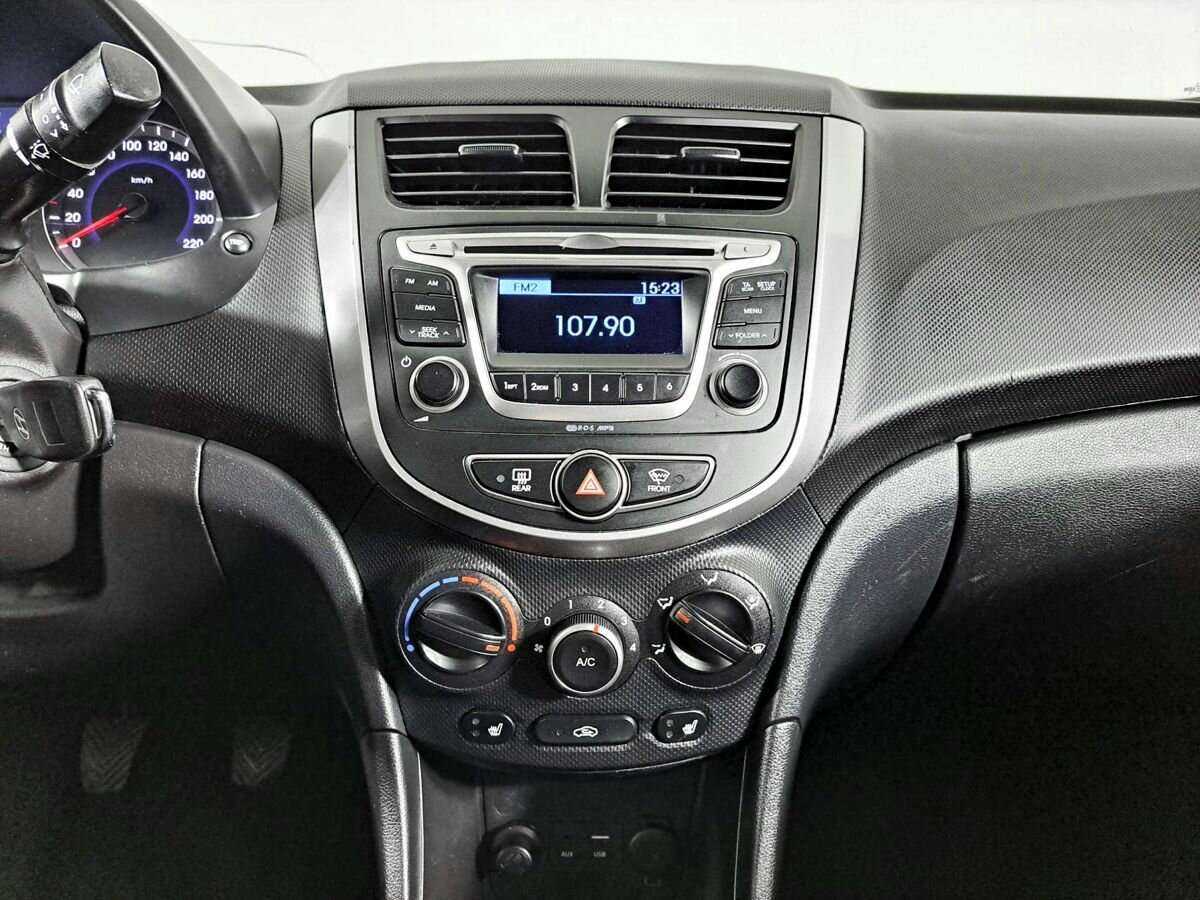 Купить Hyundai Solaris, 2016, 209 000 км.. Фото: #10