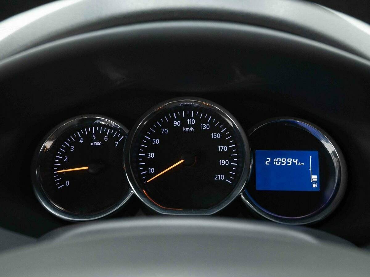 Купить Renault Sandero, 2016, 210 994 км.. Фото: #16