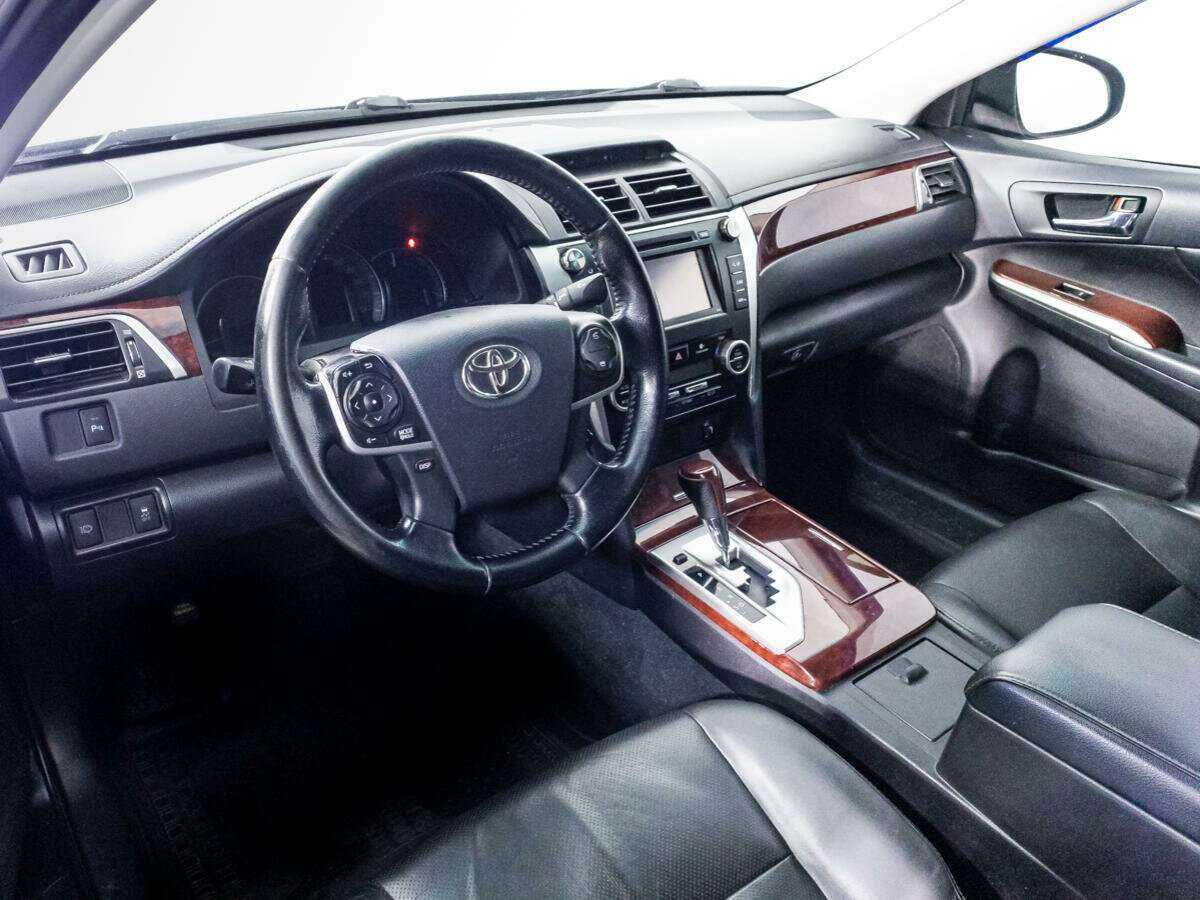 Купить Toyota Camry, 2013, 147 713 км.. Фото: #10
