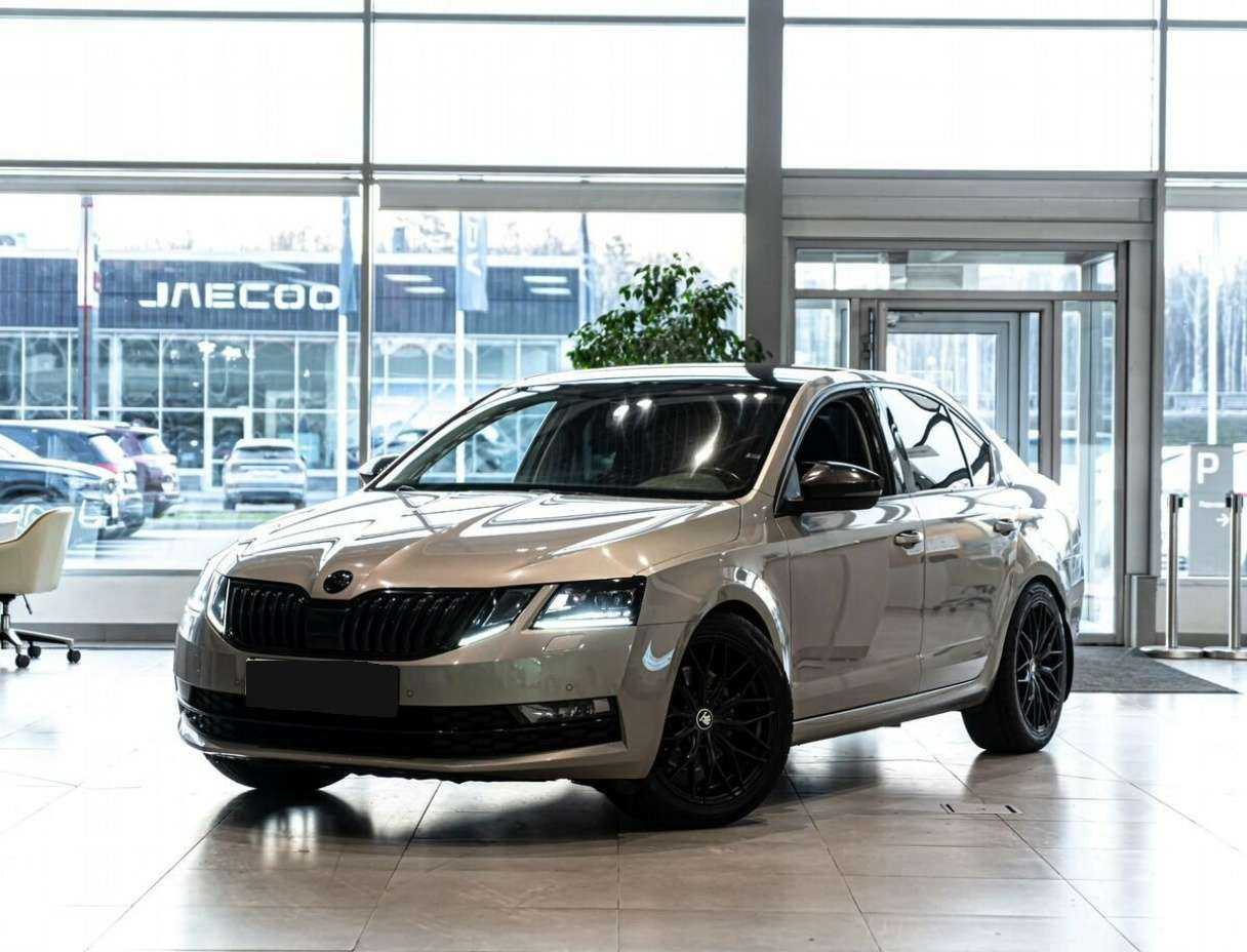 Купить Skoda Octavia, 2018, 141 200 км.. Посмотреть фото