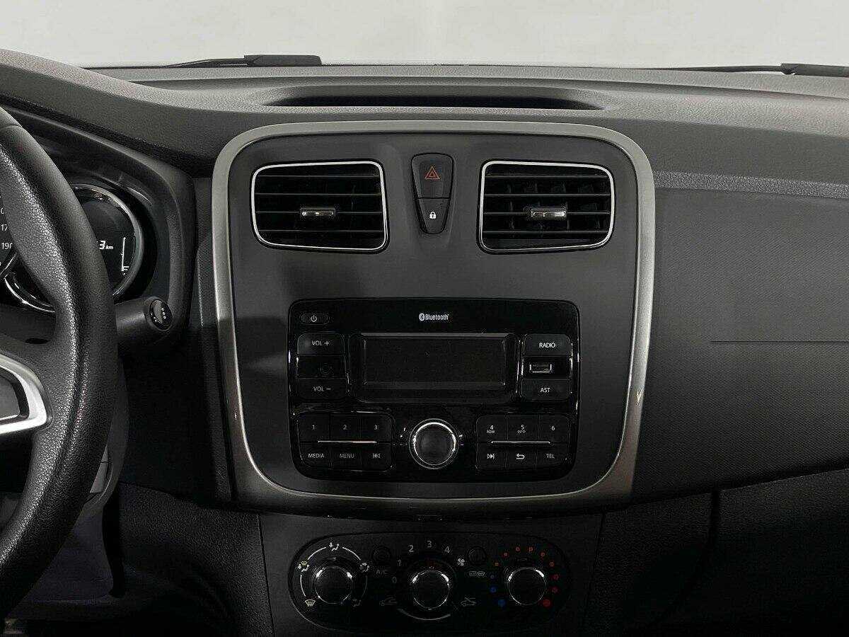 Купить Renault Logan, 2019, 100 809 км.. Фото: #11