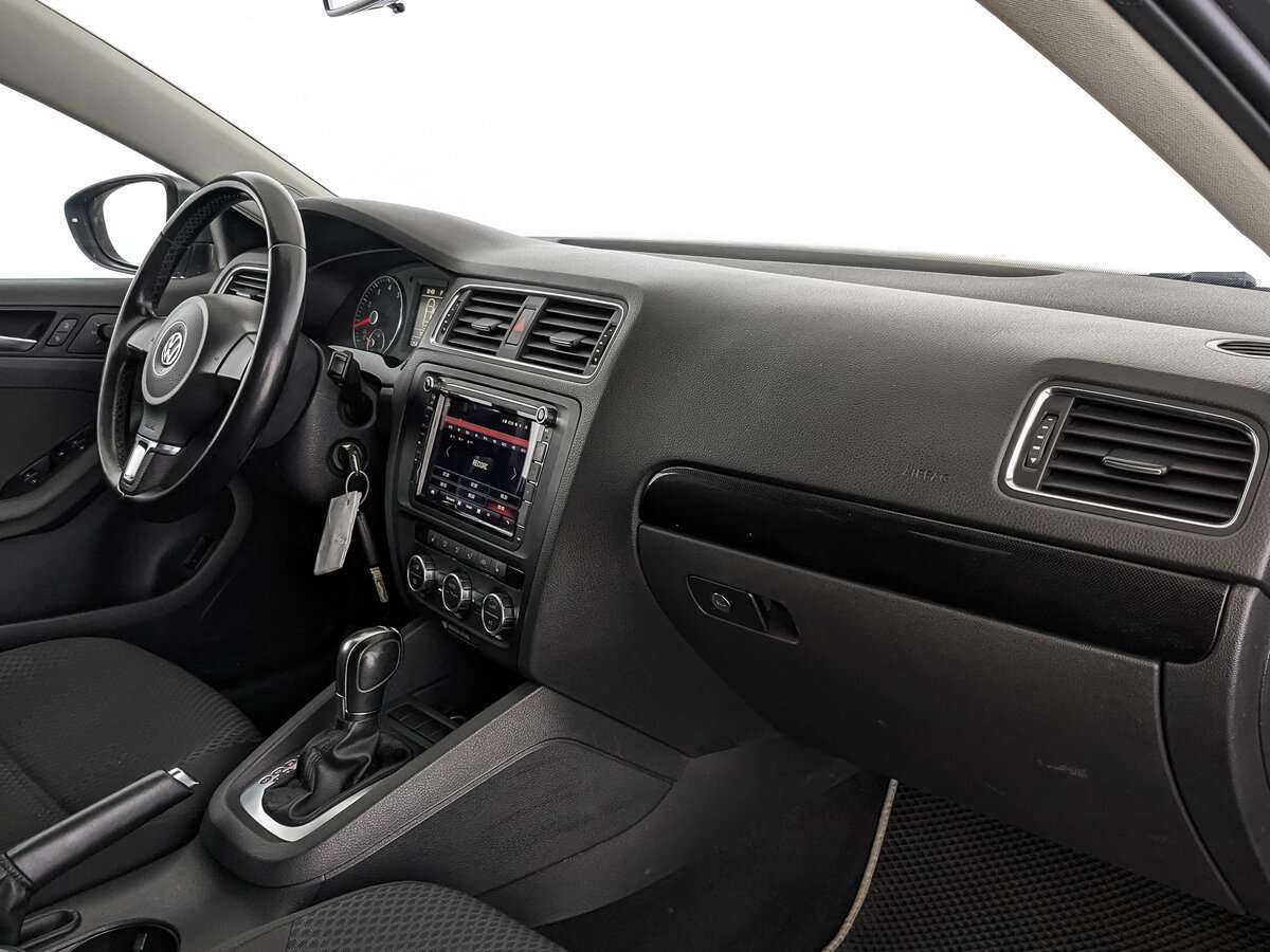 Купить Volkswagen Jetta, 2012, 125 436 км.. Фото: #7