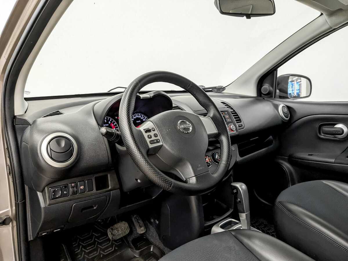 Купить Nissan Note, 2013, 113 484 км.. Фото: #15