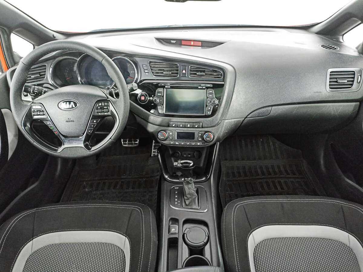 Купить Kia Ceed, 2013, 229 045 км.. Фото: #11