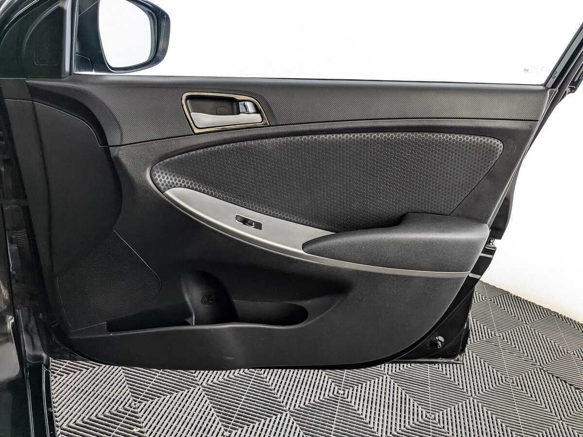 Купить Hyundai Solaris, 2015, 135 125 км.. Фото: #19