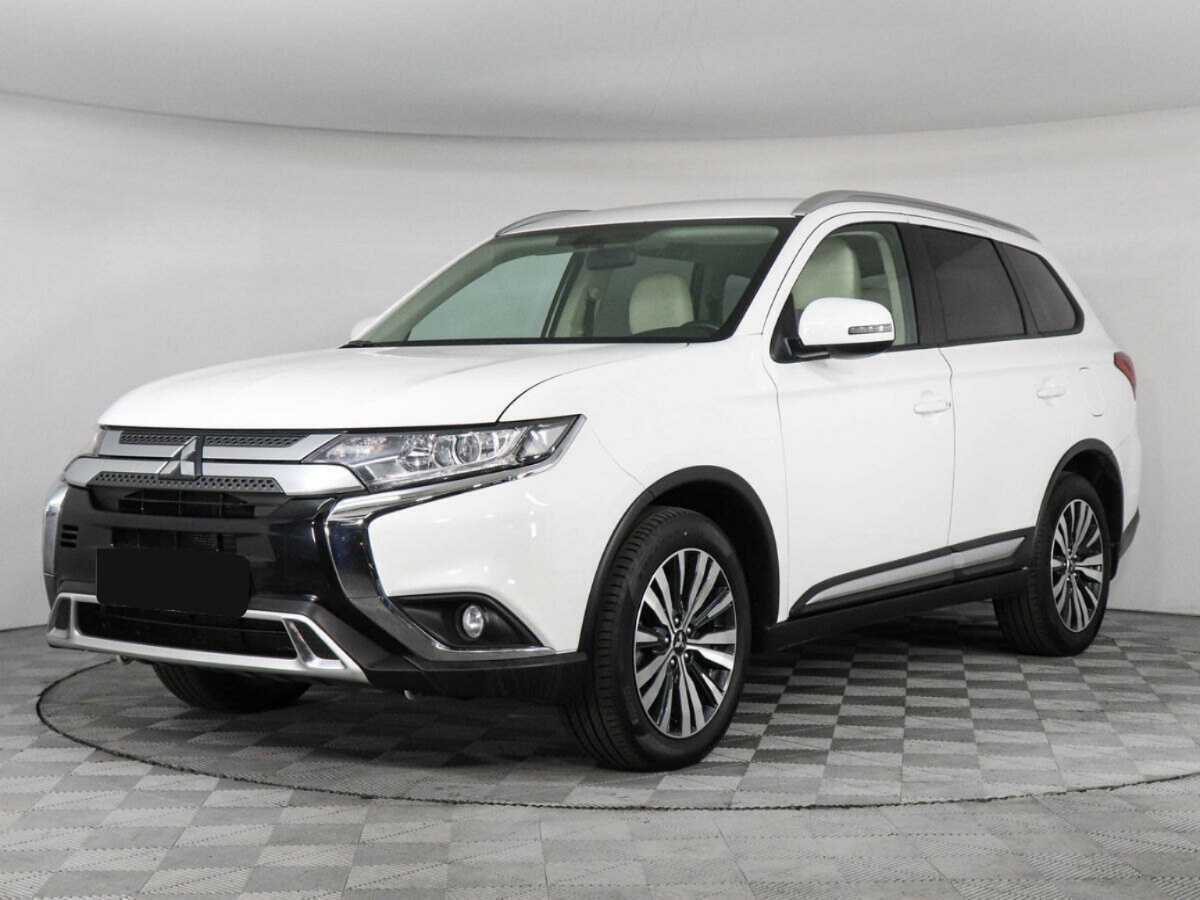 Купить Mitsubishi Outlander, 2021, 48 353 км.. Посмотреть фото