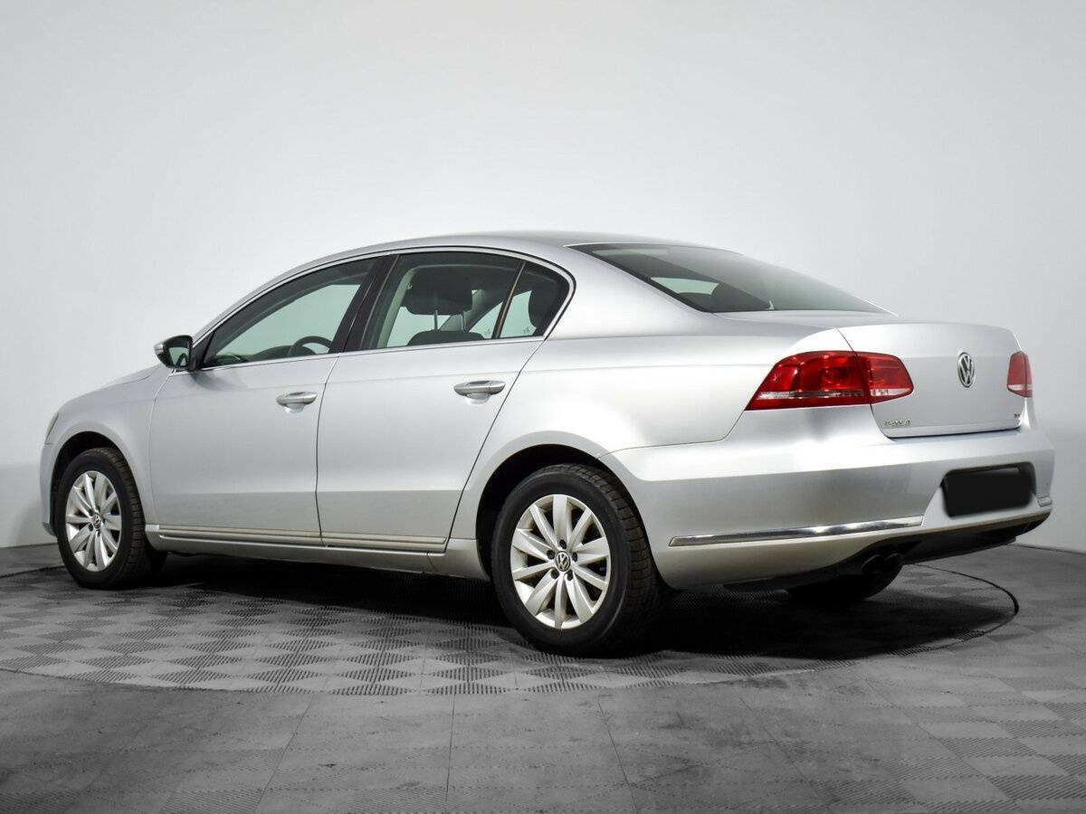 Купить Volkswagen Passat, 2012, 118 702 км.. Фото: #6