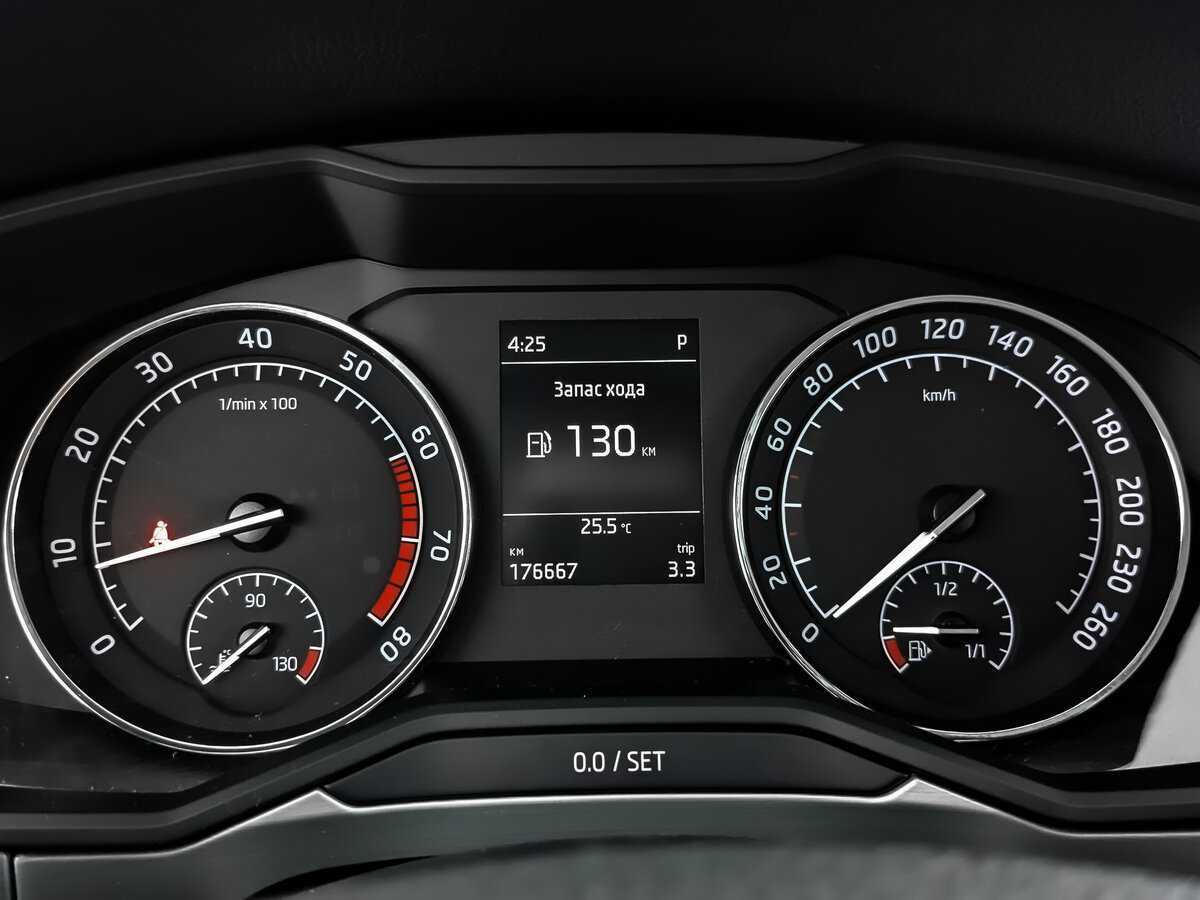 Купить Skoda Superb, 2017, 176 655 км.. Фото: #10