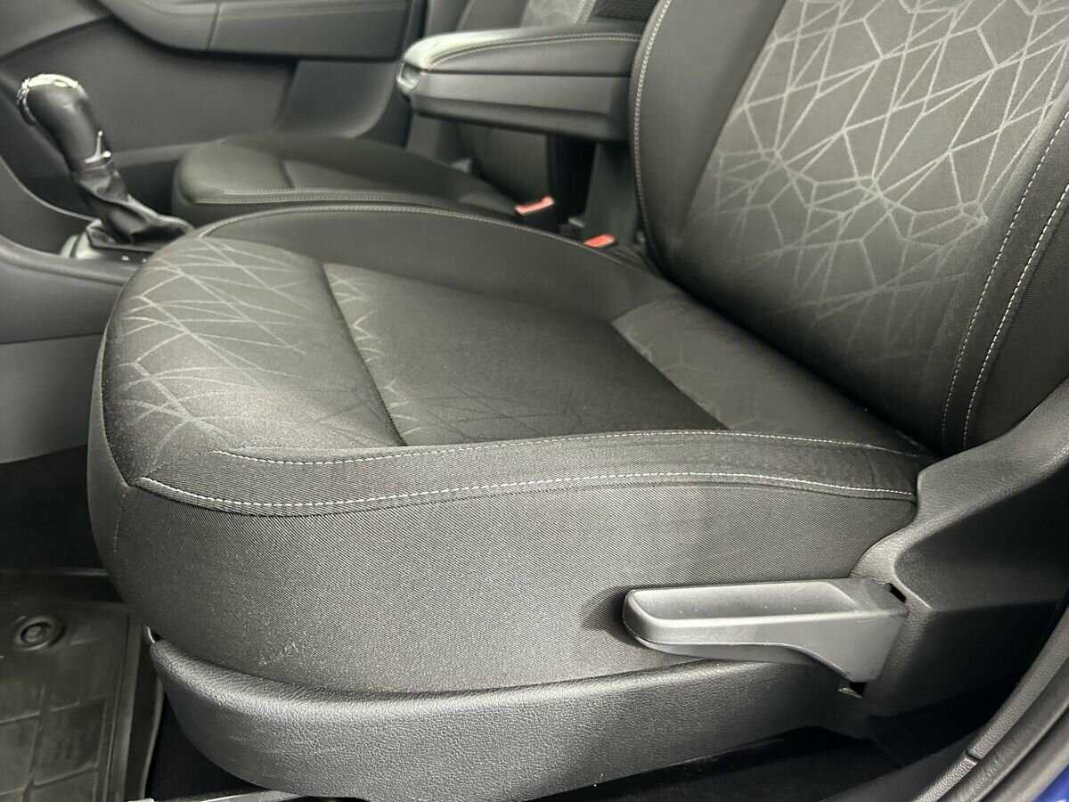 Купить Skoda Rapid, 2019, 96 878 км.. Фото: #9