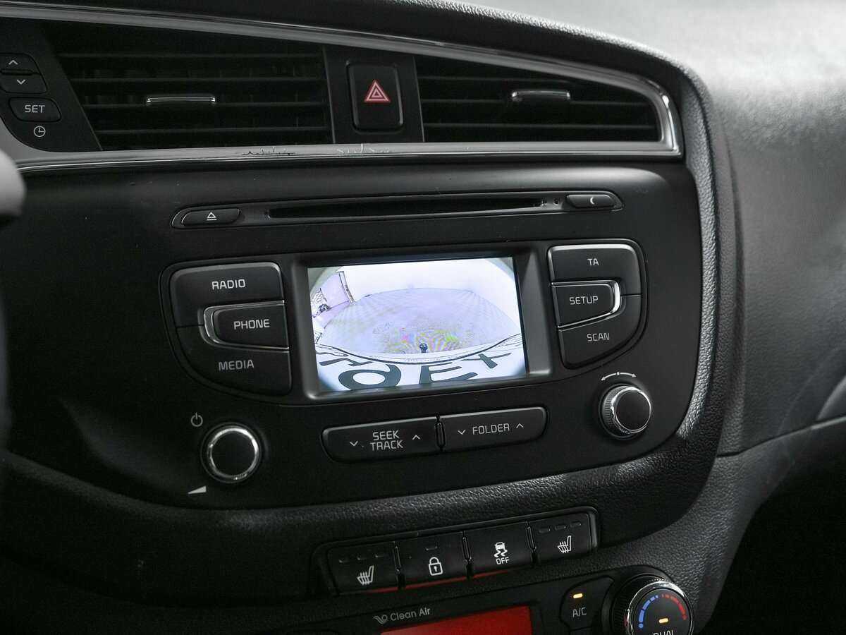 Купить Kia Ceed, 2017, 152 346 км.. Фото: #10