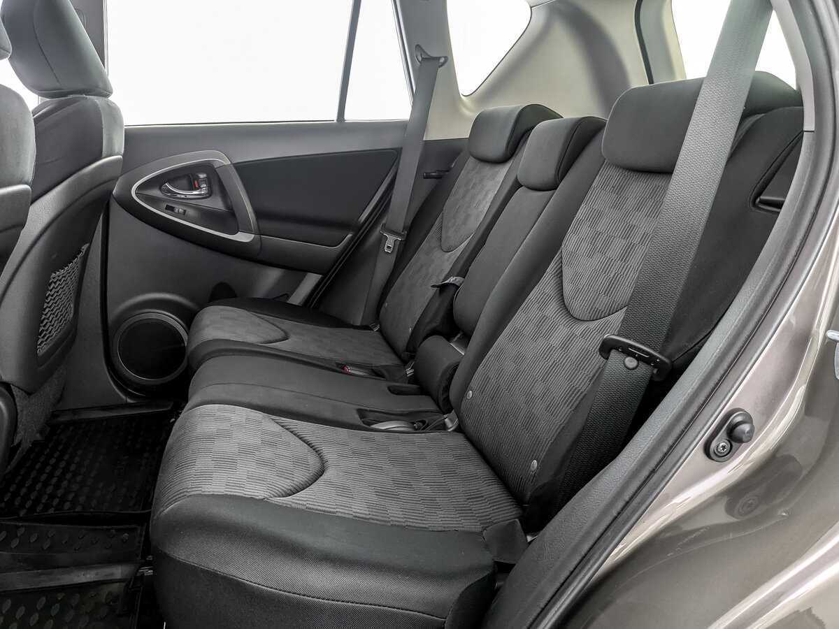 Купить Toyota RAV4, 2012, 106 585 км.. Фото: #11