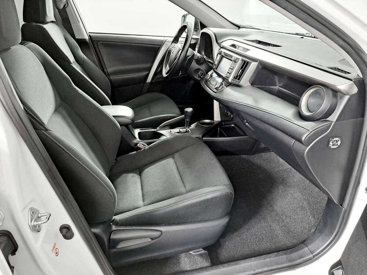 Купить Toyota RAV4, 2015, 254 695 км.. Фото: #6