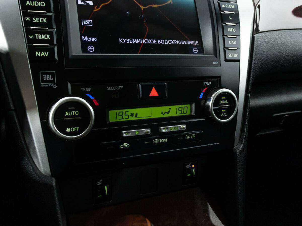 Купить Toyota Camry, 2012, 256 467 км.. Фото: #17