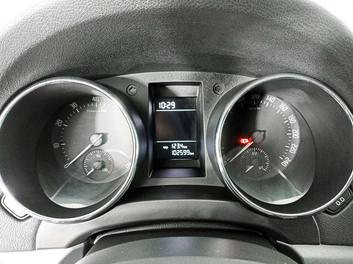 Купить Skoda Yeti, 2015, 102 574 км.. Фото: #10