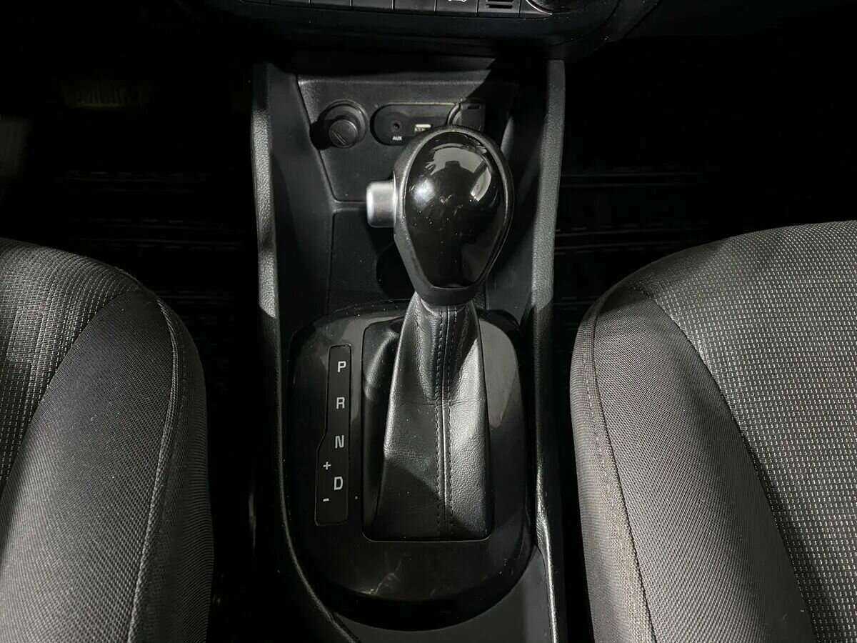 Купить Kia Rio, 2017, 91 550 км.. Фото: #11