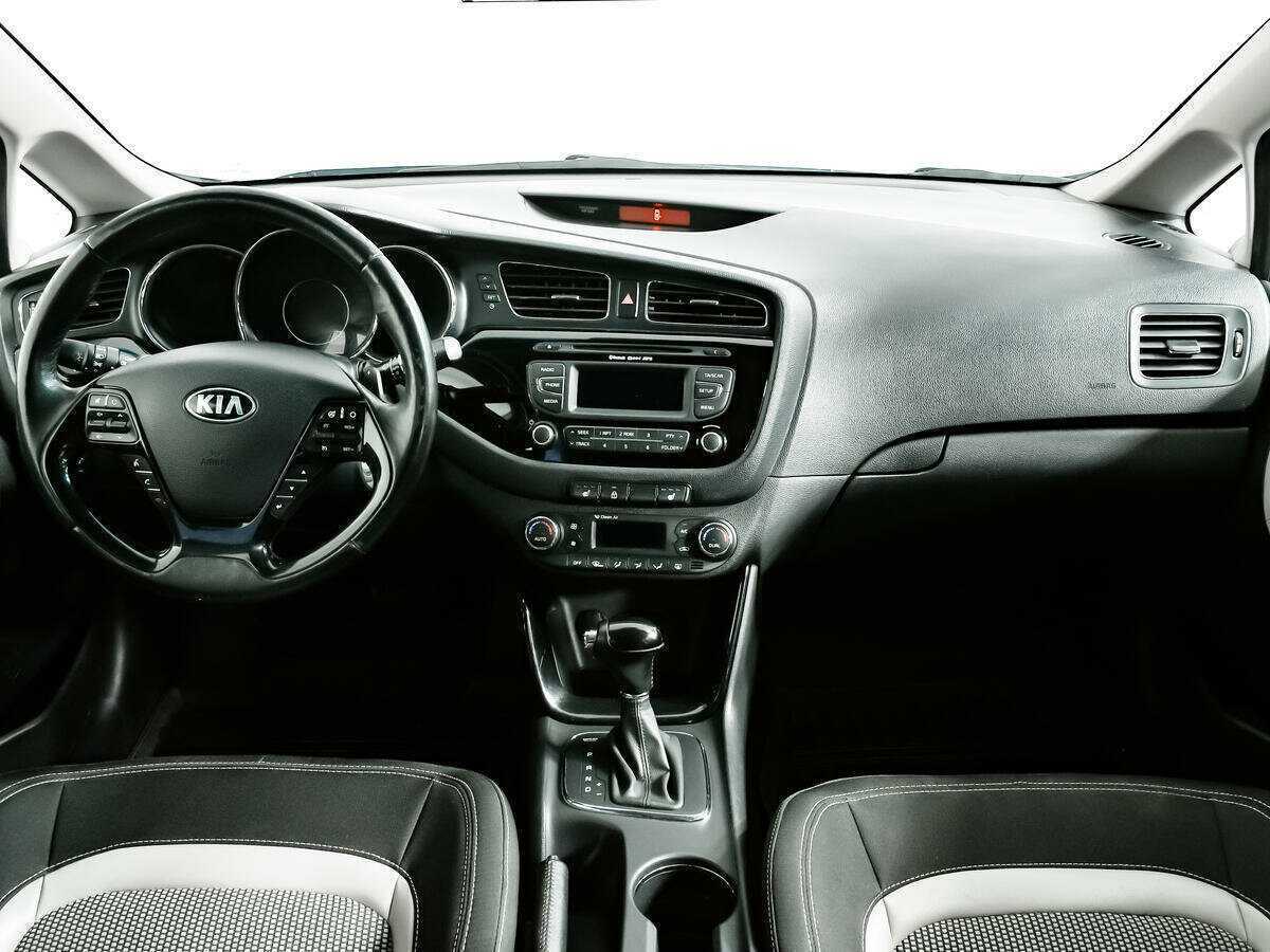 Купить Kia Ceed, 2012, 144 069 км.. Фото: #10