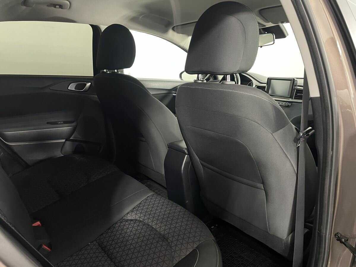 Купить Kia Ceed, 2018, 108 277 км.. Фото: #15