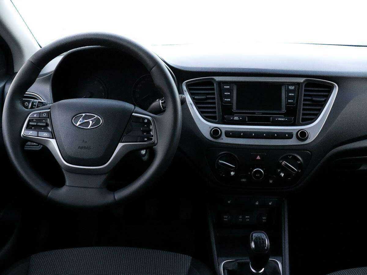 Купить Hyundai Solaris, 2018, 265 648 км.. Фото: #9