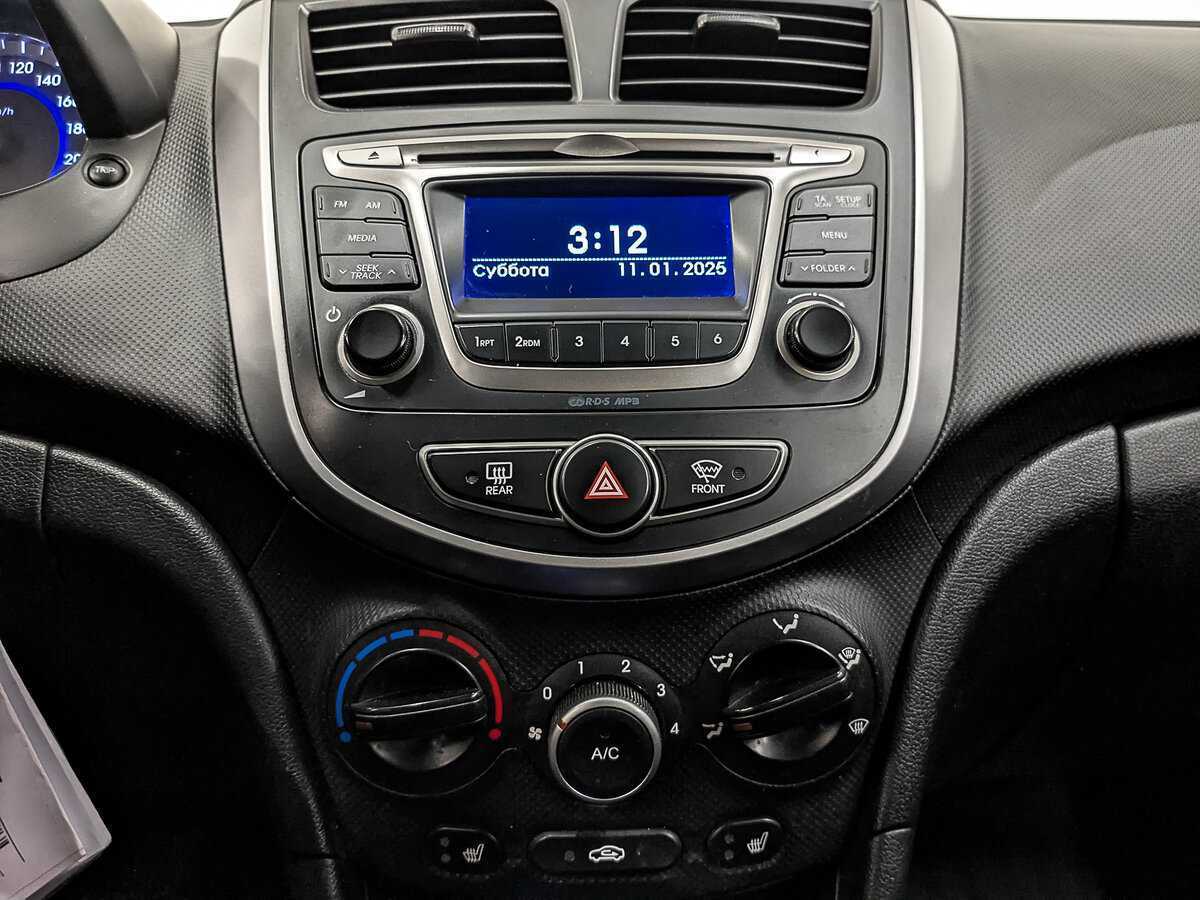 Купить Hyundai Solaris, 2015, 103 640 км.. Фото: #14