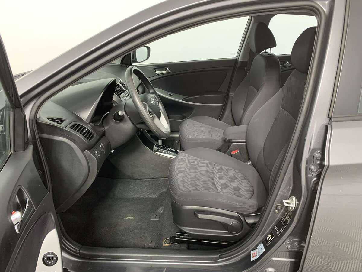 Купить Hyundai Solaris, 2013, 56 055 км.. Фото: #13